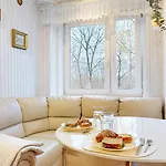 Apartment Cozy Mokotow With Parking Warschau