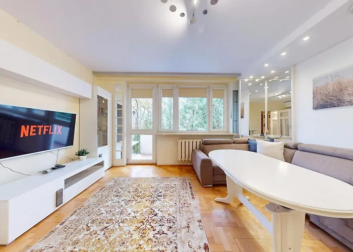 Cozy Mokotow With Balcony